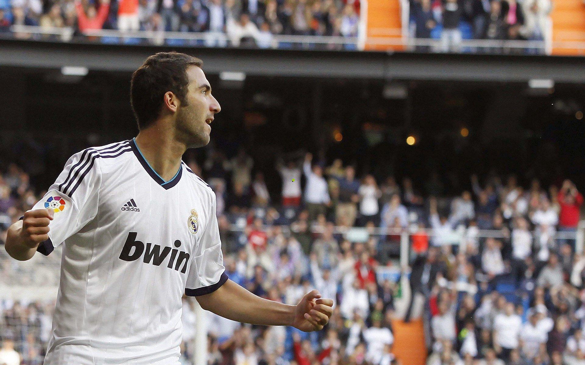 爱游戏：防不住！王炸组合合力逆转胜日本，双子星闪耀关键战